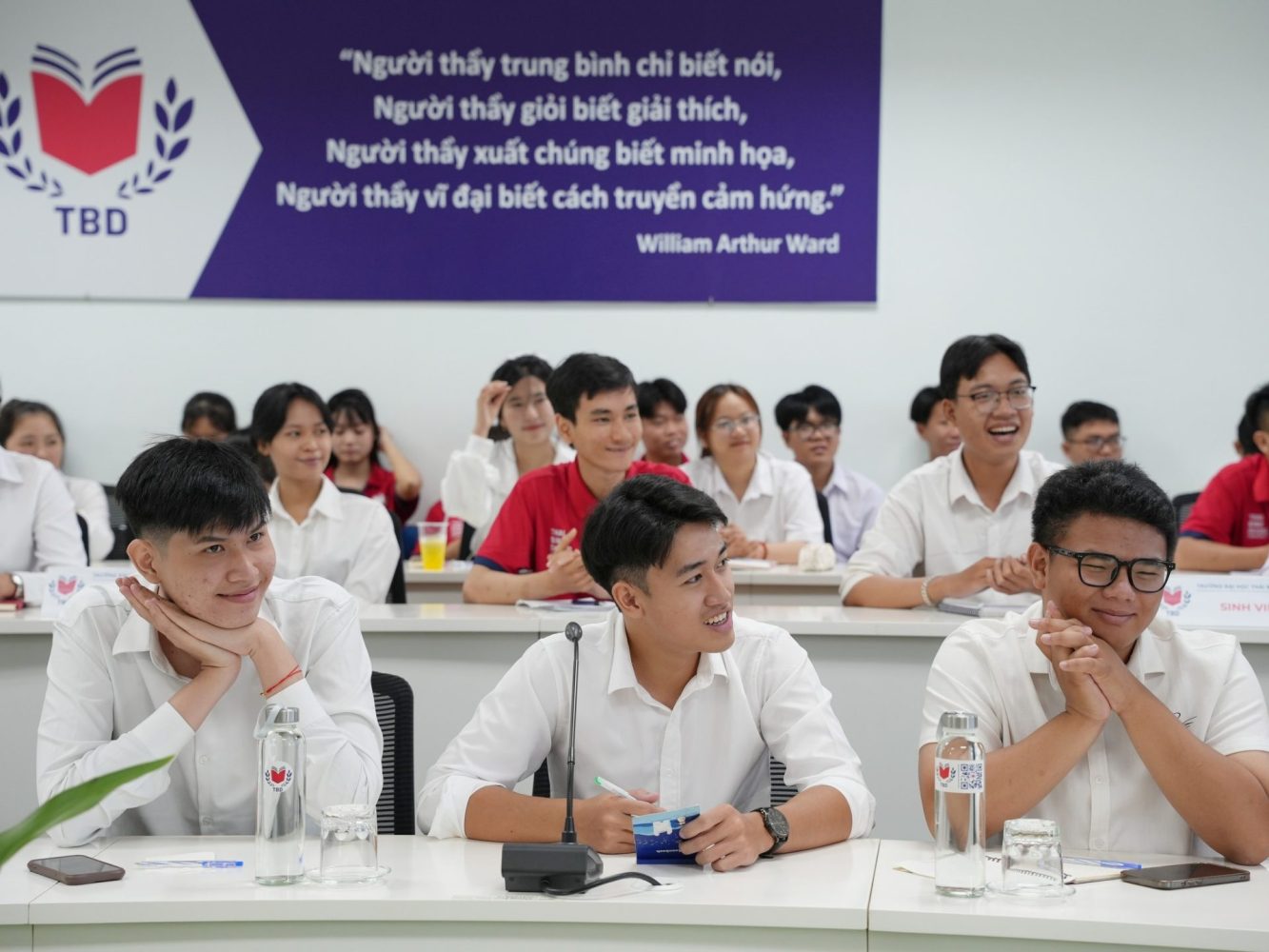 sinh-vien-nganh-ke-toan-dai-hoc-thai-binh-duong