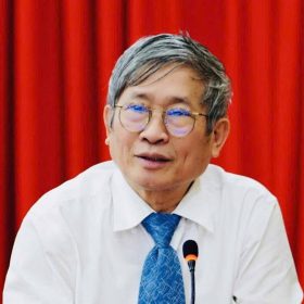 GS.TS Nguyễn Chí Bền